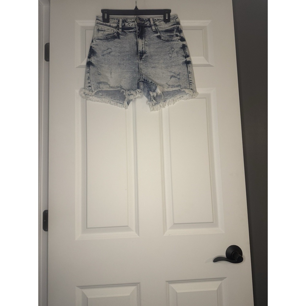 Wild Oak Boutique Distressed Acid Wash Denim Jean Shorts Medium